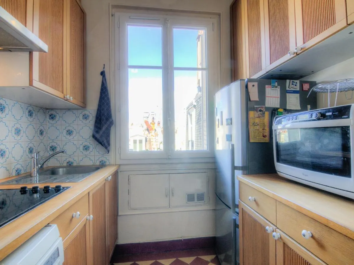 Apartment Leclerc A Paris France